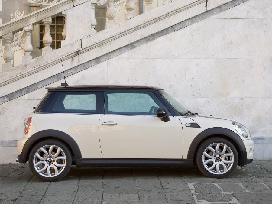  Mini Cooper D 2007 года  (фото 22 из 35)